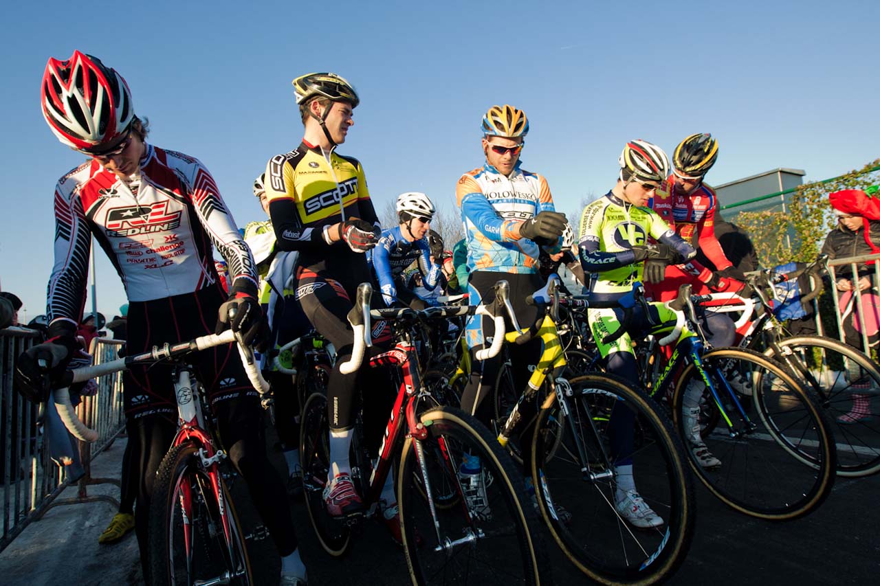 The U23/Elite field had two Americans on the front row at the start