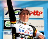 Sanne Cant celebrates on the podium of the elite women 2011 Belgian National Championship cyclocross race in Antwerpen. Sunday Jan. 9, 2010. ( SPRIMONT PRESS / Laurent Dubrule )