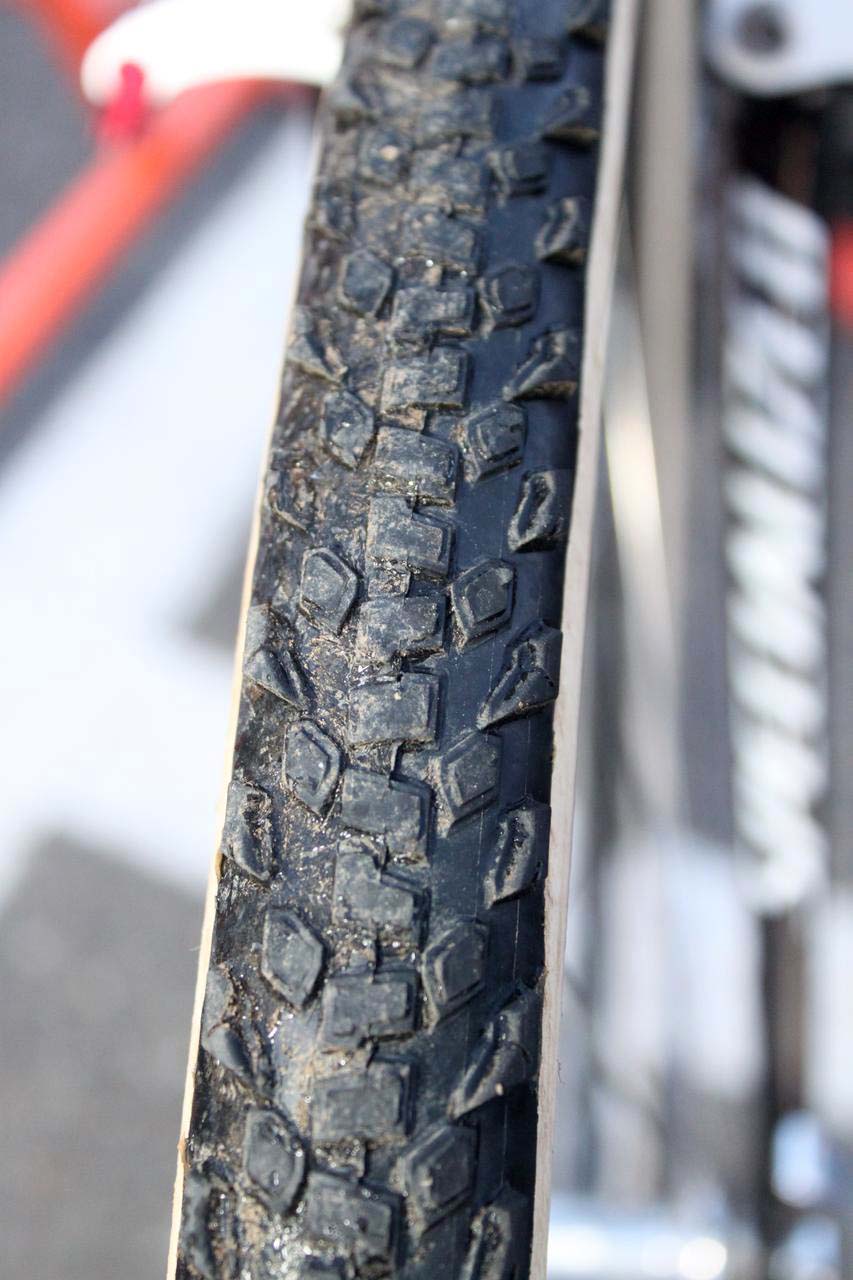 The tread on the prototype looks very much like the Captain CX currently sold by Specialized. ? Cyclocross Magazine