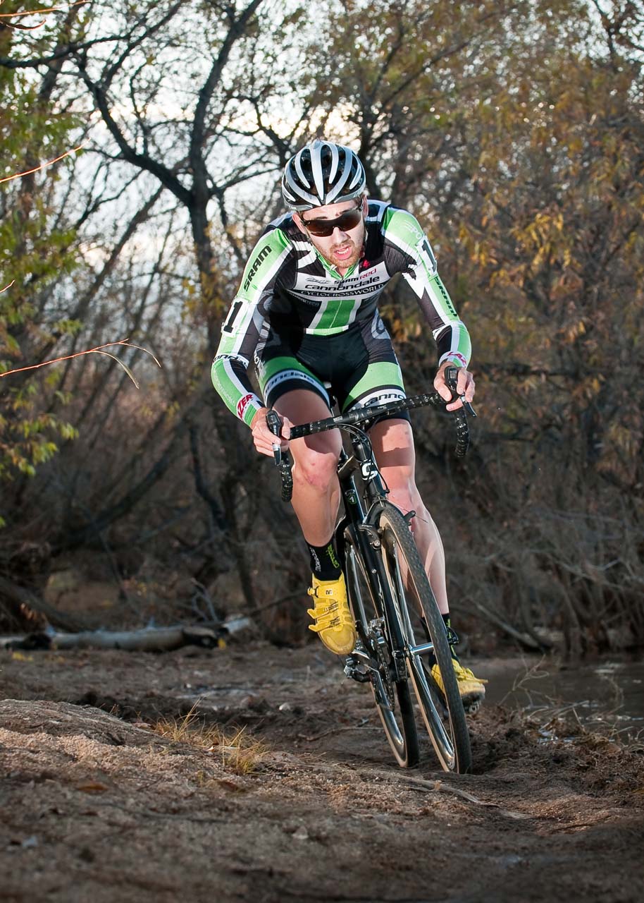 Driscoll along the reservoir at the Boulder Cup. ? Dejan Smaic / sportifimages.com