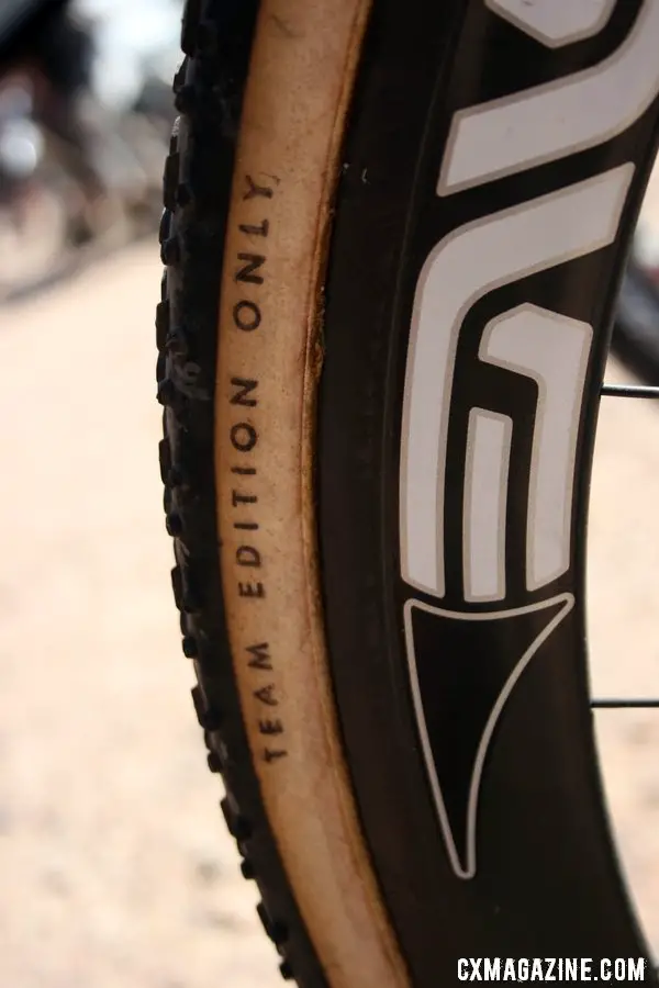 Challenge Team Issue tires feature a pure cotton 320 tpi casing. © Cyclocross Magazine