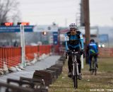 Jorge Martinez heading to the start line for the men's 40-44 race.  Â©Brian Nelson