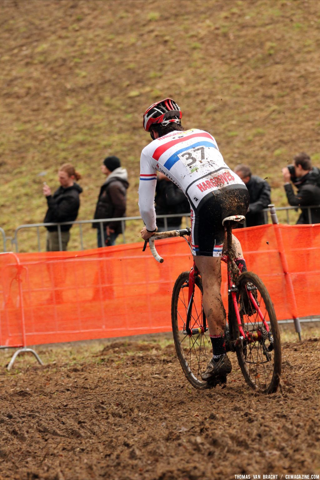 Elite men at Cauberg Cyclocross. © Thomas Van Bracht