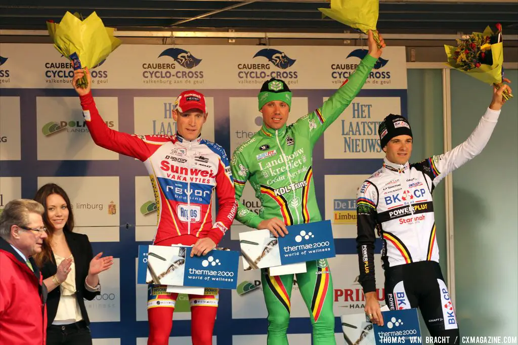 Elite men at Cauberg Cyclocross. © Thomas Van Bracht