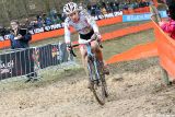 Lotte Eikelenboom at Cauberg Cyclocross. © Bart Hazen