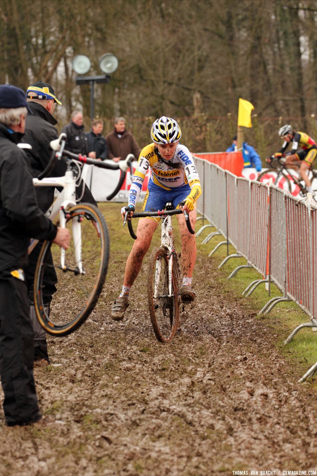 Elite women at Cauberg Cyclocross. © Thomas Van Bracht