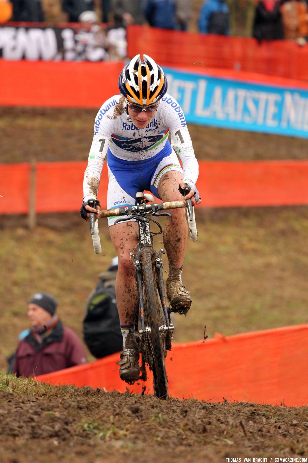 Elite women at Cauberg Cyclocross. © Thomas Van Bracht