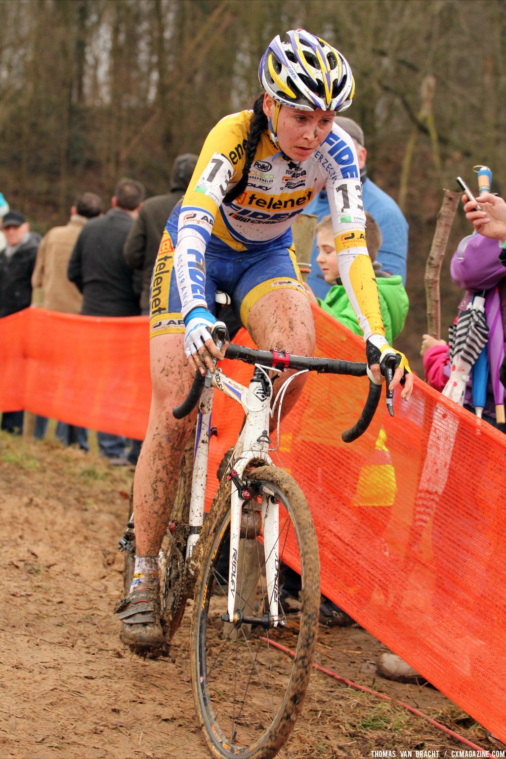 Elite women at Cauberg Cyclocross. © Thomas Van Bracht