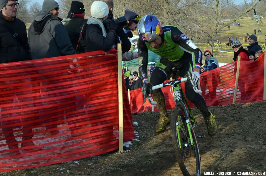 Tim Johnson chases at Cincinnati Kings International Cyclocross. © Cyclocross Magazine