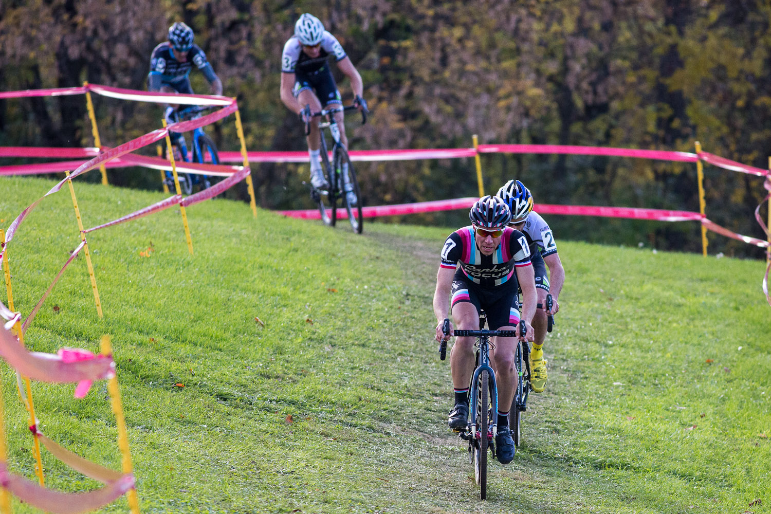 Powers and Johnson, foreground, gapping Trebon and Berden. © Kent Baumgardt