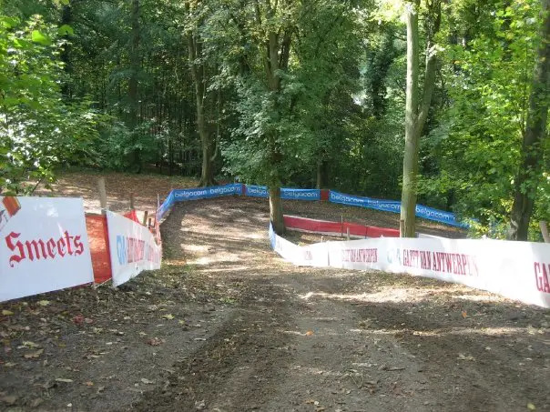 Citadelle de Namur GVA cyclocross race course preview. by Christine Vardaros