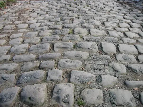 Cobbles! Citadelle de Namur GVA cyclocross race course preview.