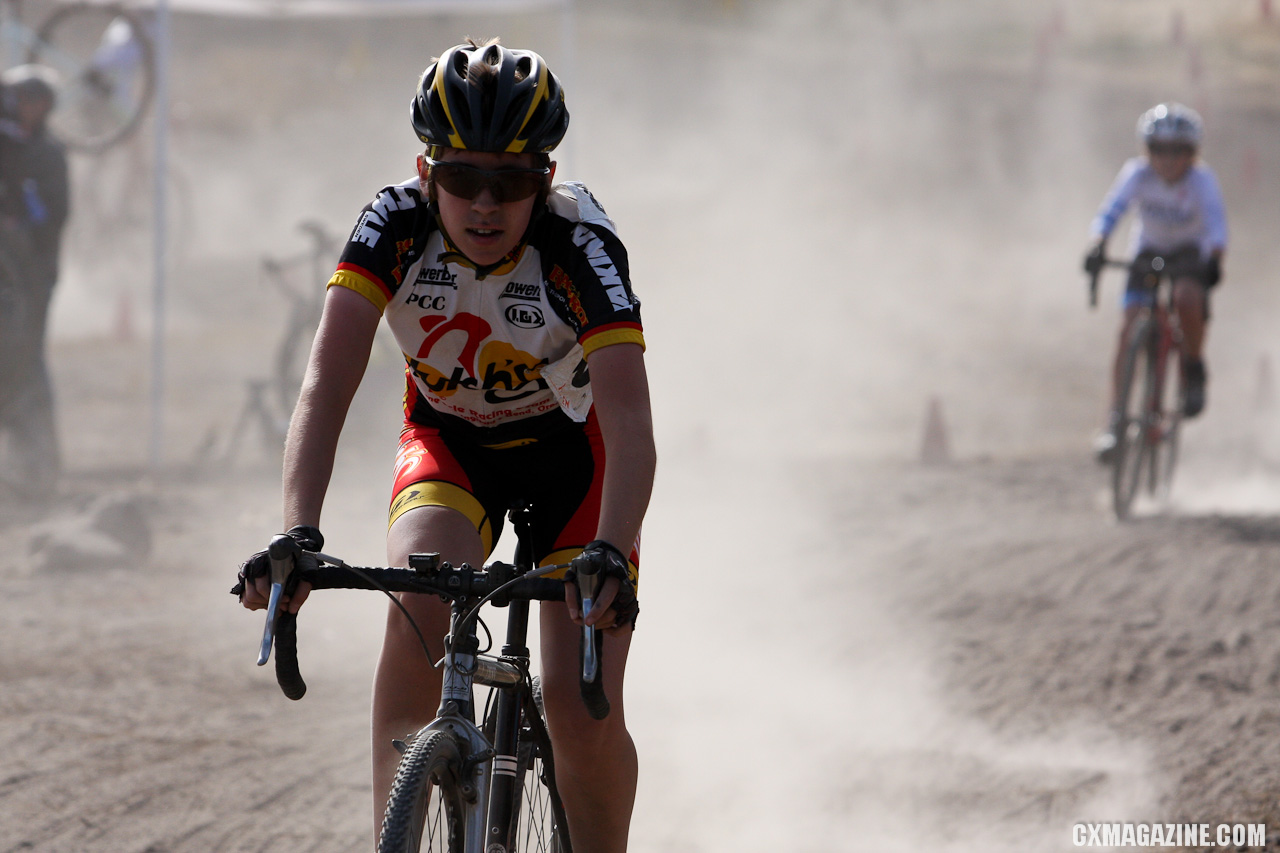 Dust was the big factor during all of Saturday\'s races. ©Pat Malach