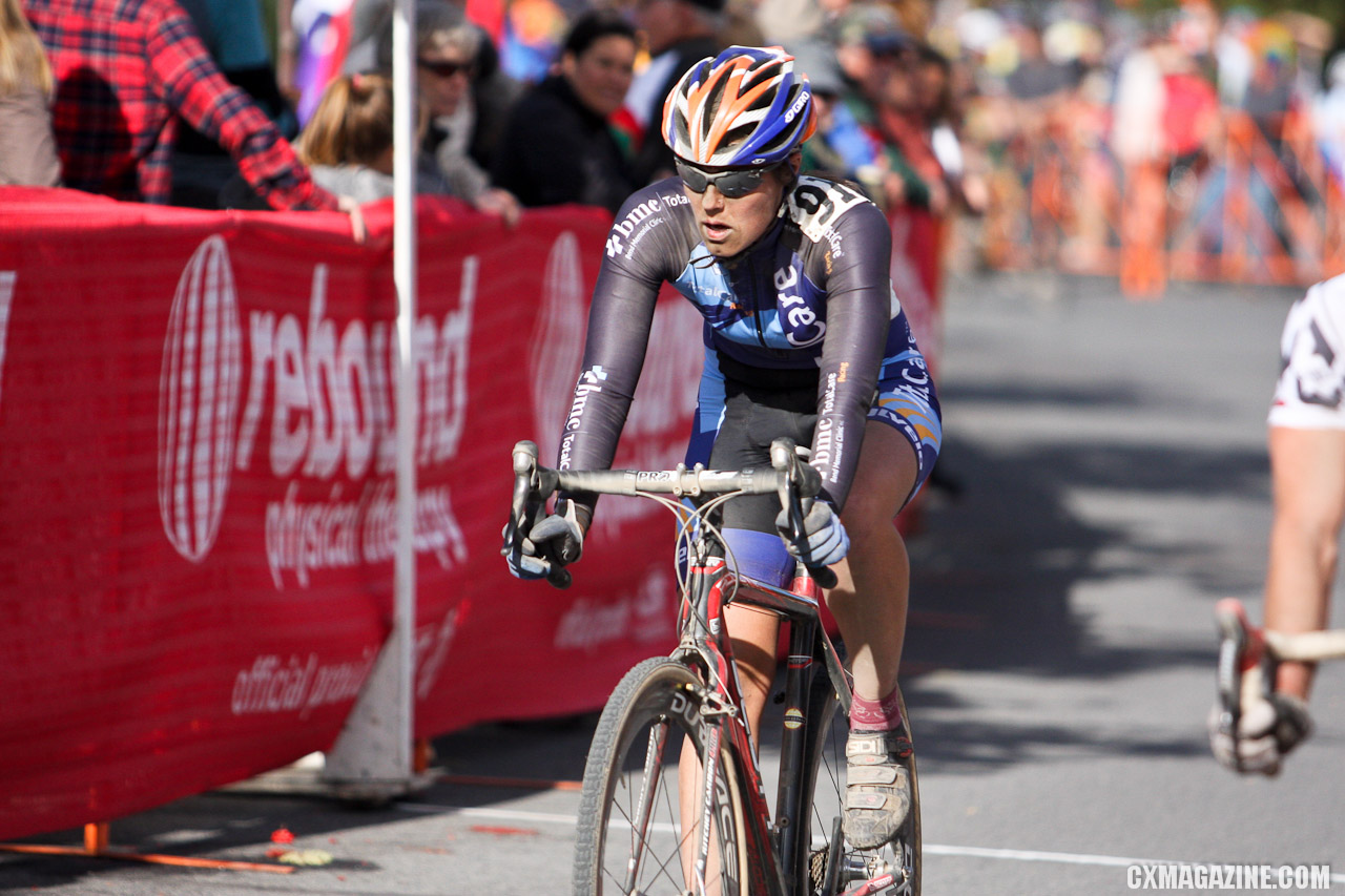 Heather Clark finished second behind fellow Bend resident Bishop Gordon. Â©Pat Malach