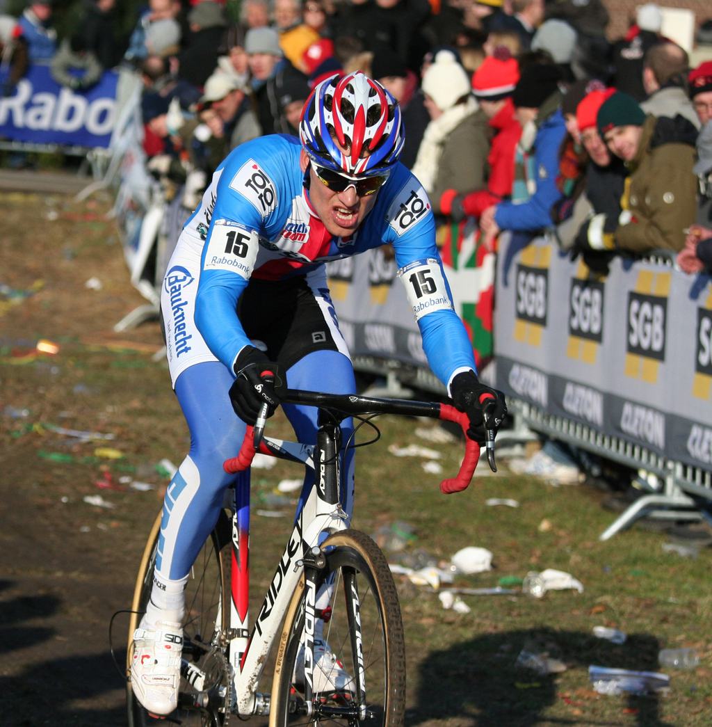 Stybar gives it full gas, 2009 Worlds ? Andrew Yee