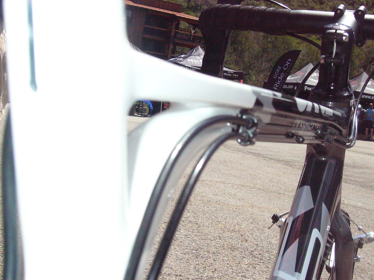   BMC CX02: top tube profile designed for bike perfomance © Ryan Hamilton