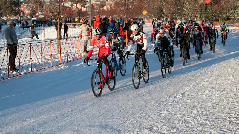 Yannick Eckman (California/ Giant / Specialized) got the hole-shot to start the Elite Men\'s race.