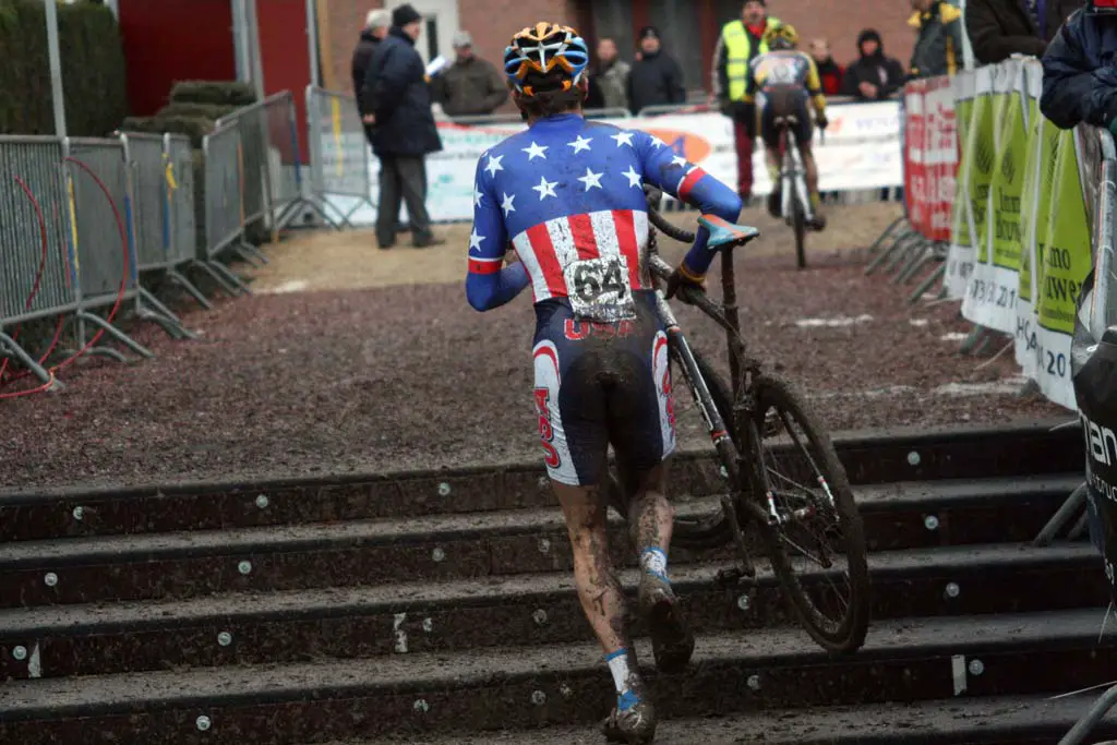 Danny Summerhill attacks the stairs in Diegem. ? Bart Hazen