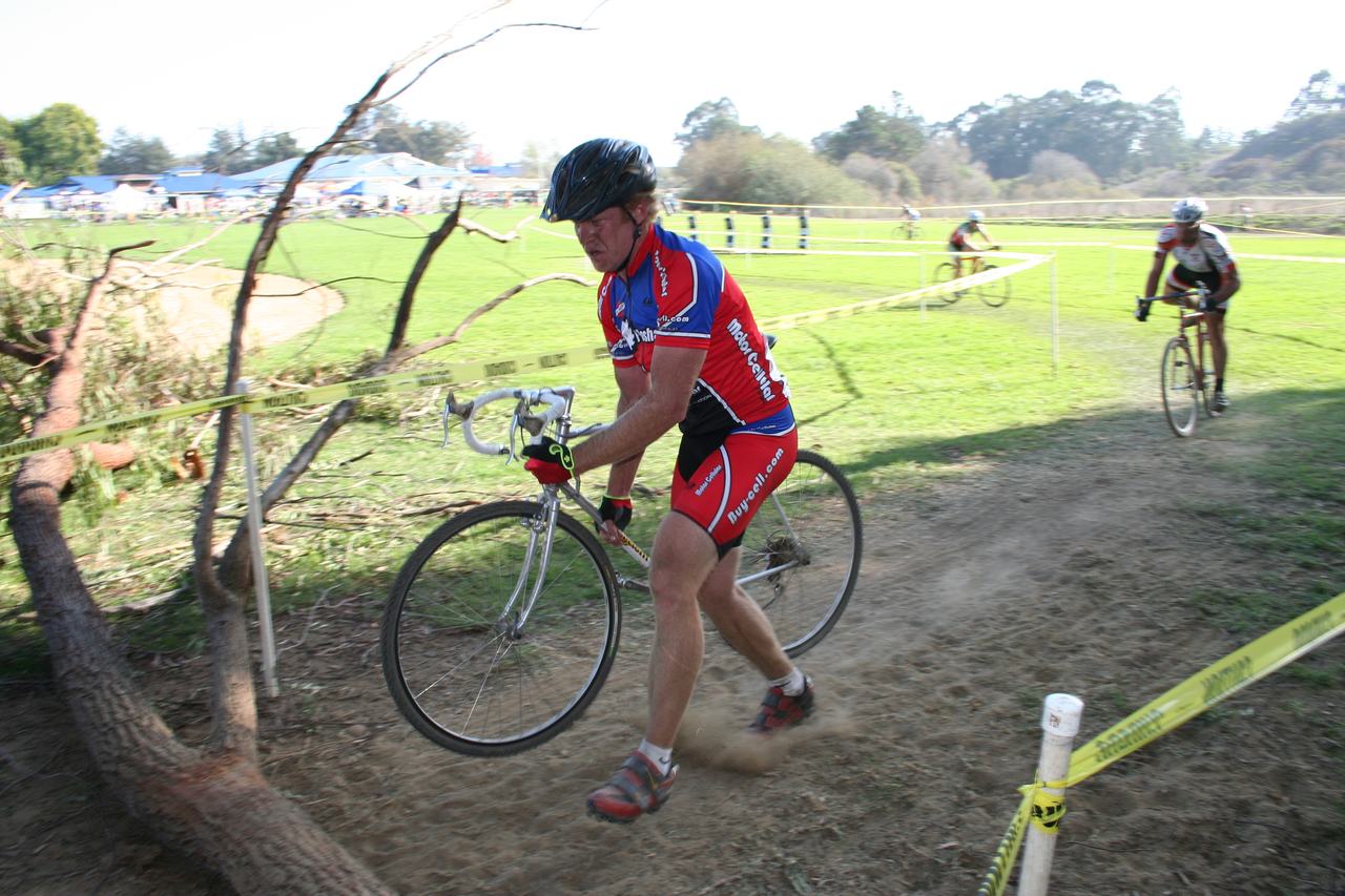 Myrah's first year back, at Surf City in 2007.  ? Cyclocross Magazine