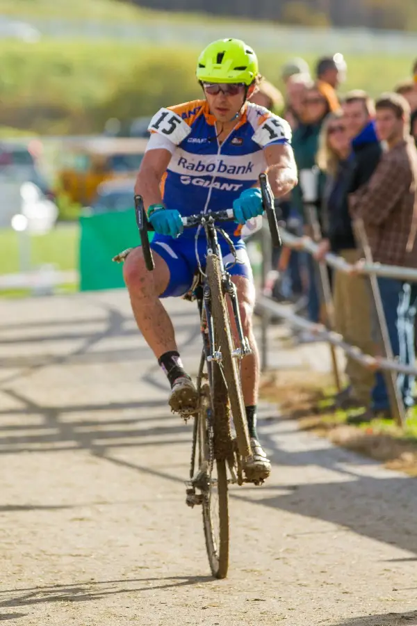 Craig won with enough of a gap to show the crowd his wheelie skills © Todd Prekaski