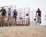 David Wilcox (Pedro’s) leads a group towards the barn © Natalia Boltukhova | Pedal Power Photography