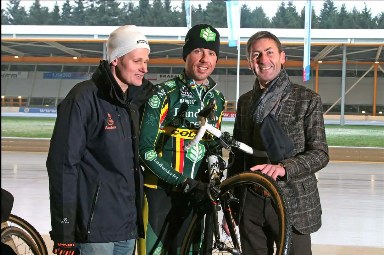 Gideon Koens of HJZ (r) was on hand for the demonstration ride. © Jeroenn Nieuwhuis