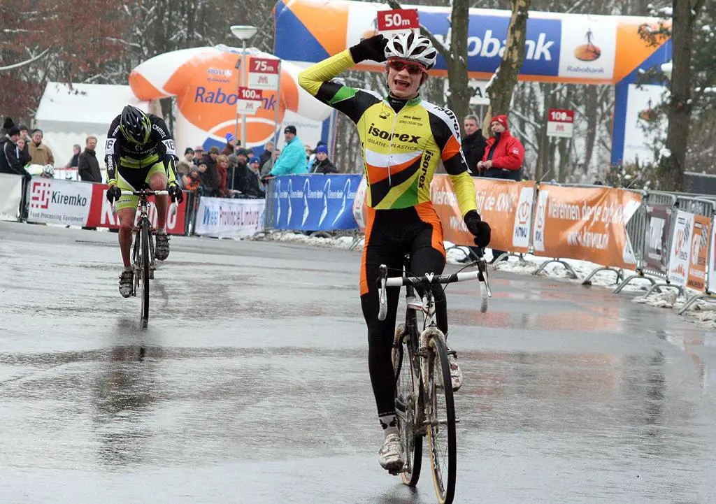 van der Poel takes the win. ? Bart Hazen