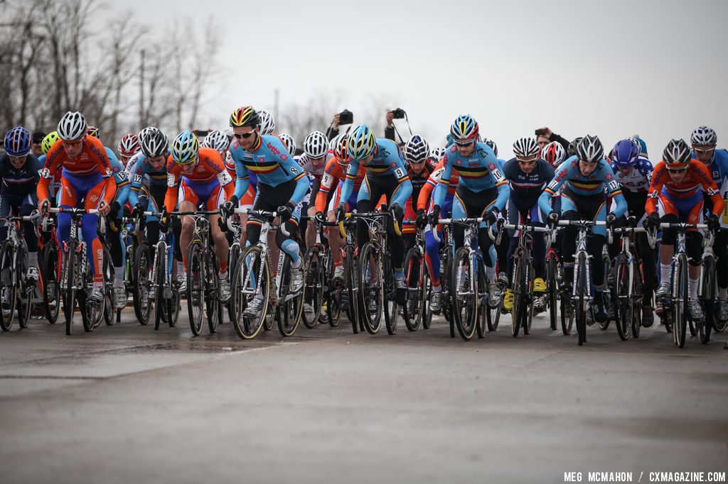 The start in the Elite U23 World Championships of Cyclocross 2013 © Meg McMahon