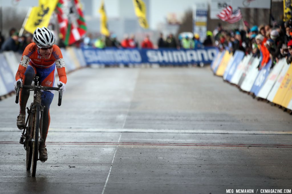 Vos gets one to go in the Elite Women World Championships of Cyclocross 2013 © Meg McMahon