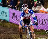 Katie Compton catching back up at Elite Women UCI Cyclocross World Championships. © Thomas Van Bracht