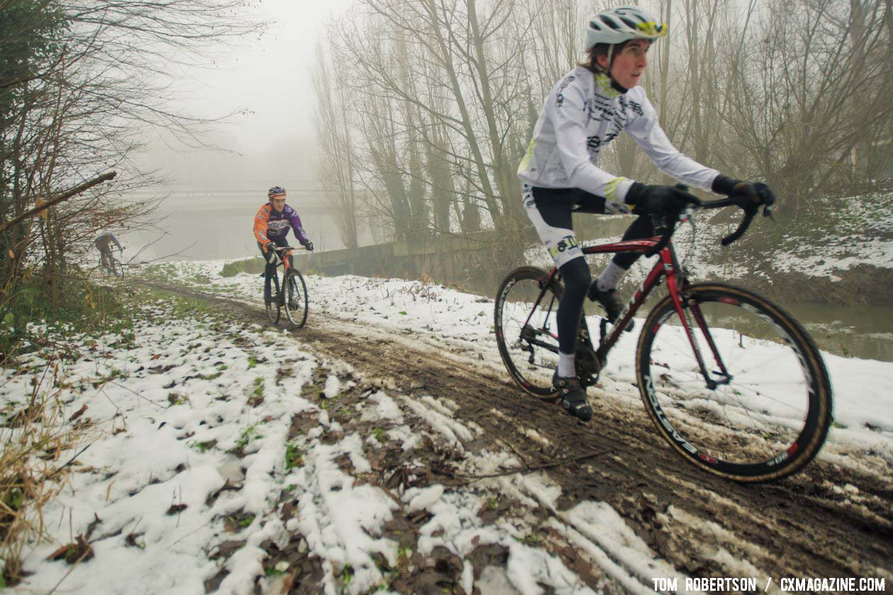 At least the US riders are getting comfortable in the conditions. © Tom Robertson