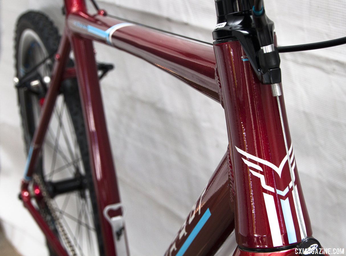 The Felt 2014 Breed Singlespeed Cyclocross Bike features a tapered steerer and headtube. © Cyclocross Magazine