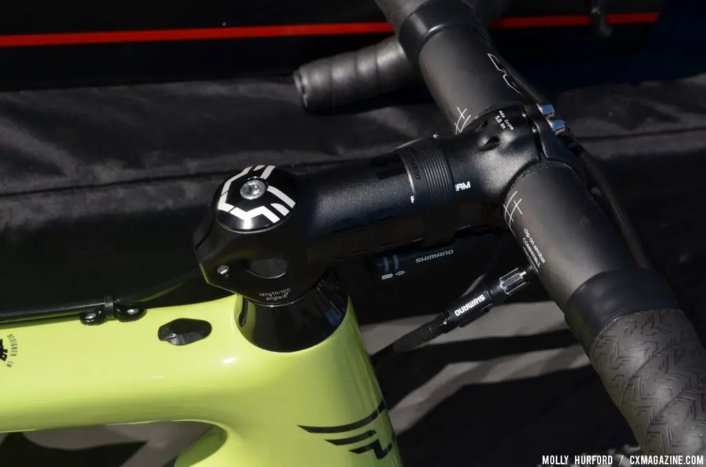 3T Team Stealth cockpit on the Felt F2x at Sea Otter 2014. © Cyclocross Magazine