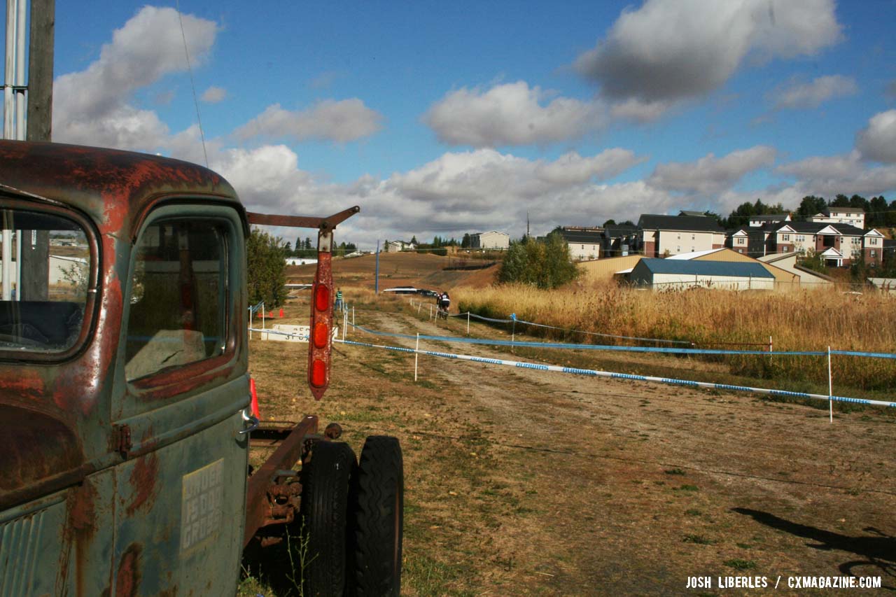 All kinds of cool machinery dot the landscape. ©Cyclocross Magazine