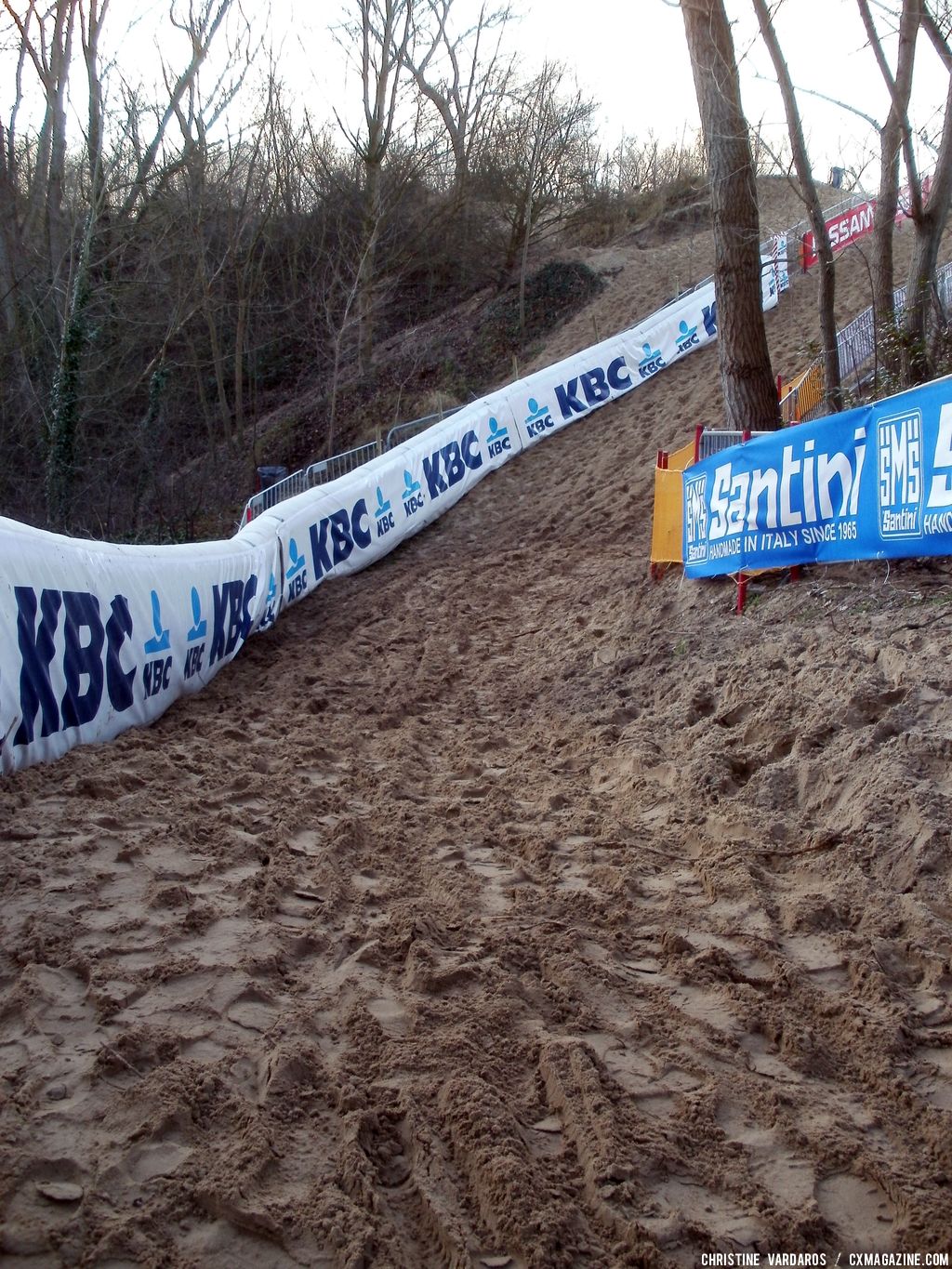 Loose sand might make for a slippery course. © Christine Vardaros