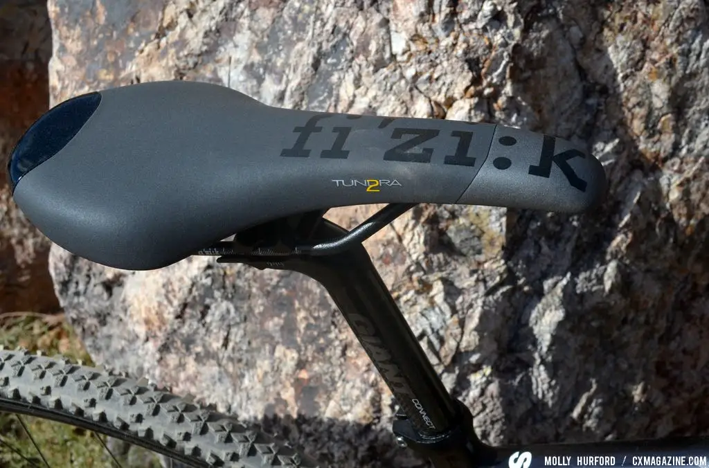 Fi\'zi:k Tundra 2 saddle on the Revolt from Giant. © Cyclocross Magazine