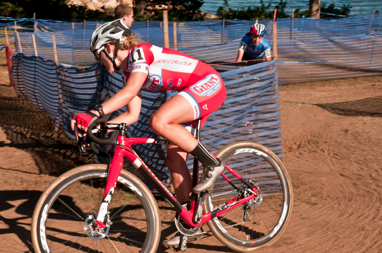 Elle Anderson (California Giant/Specialized), foreground, rounding one of the turns ahead of Helen Wyman (Kona Factory Racing). Â© Kevin White