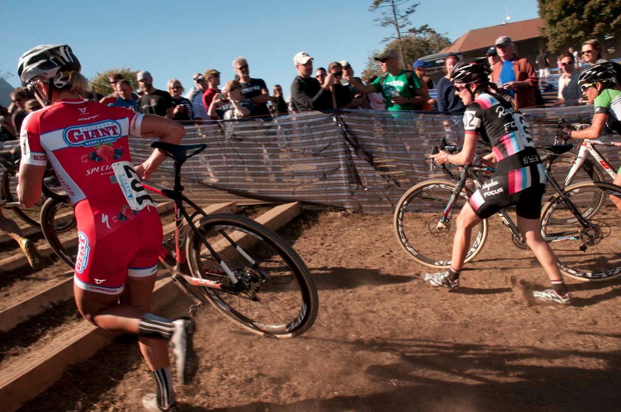 Meredith Miller (California Giant/Specialized), left and Gabby Durrin (Rapha FOCUS) on the first of two run ups. Â© Kevin White