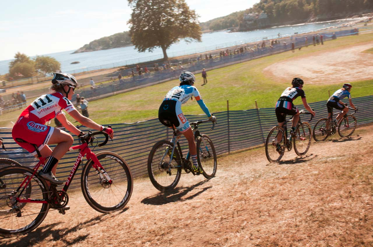 Riders making their way into a chicane. Â© Kevin White