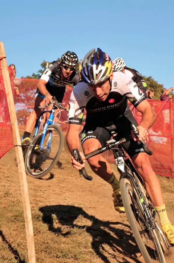 Tim Johnson (Cannondale p/b Cyclocrossworld.com) leading Jamey Driscoll (Raleigh Clement) and Ryan Trebon (Cannondale p/b Cyclocrosworld.com) through the chicane. Â© Kevin White