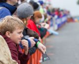 A young fan watches the race unfold excitedly © Todd Prekaski