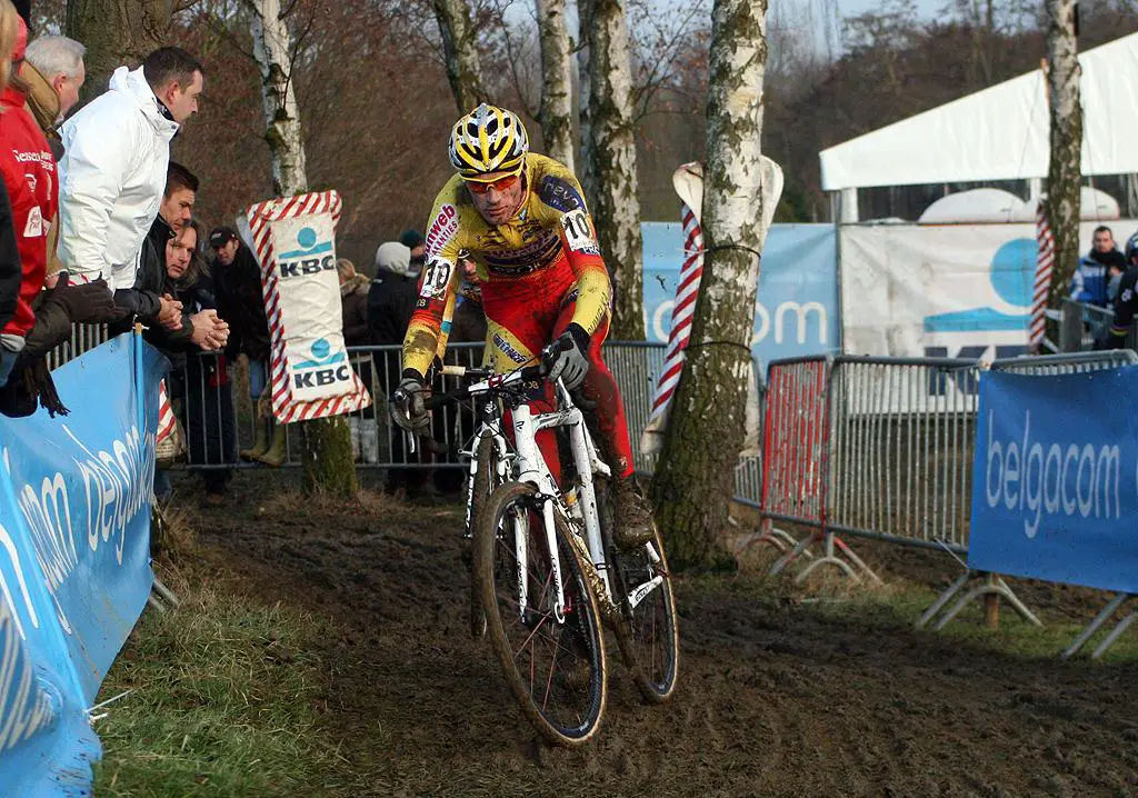 Klaas Vantornout showed he\'s back and in form with a fast start. GP Sven Nys 2010 - Baal, Beglium. GVA Trofee Series. ? Bart Hazen