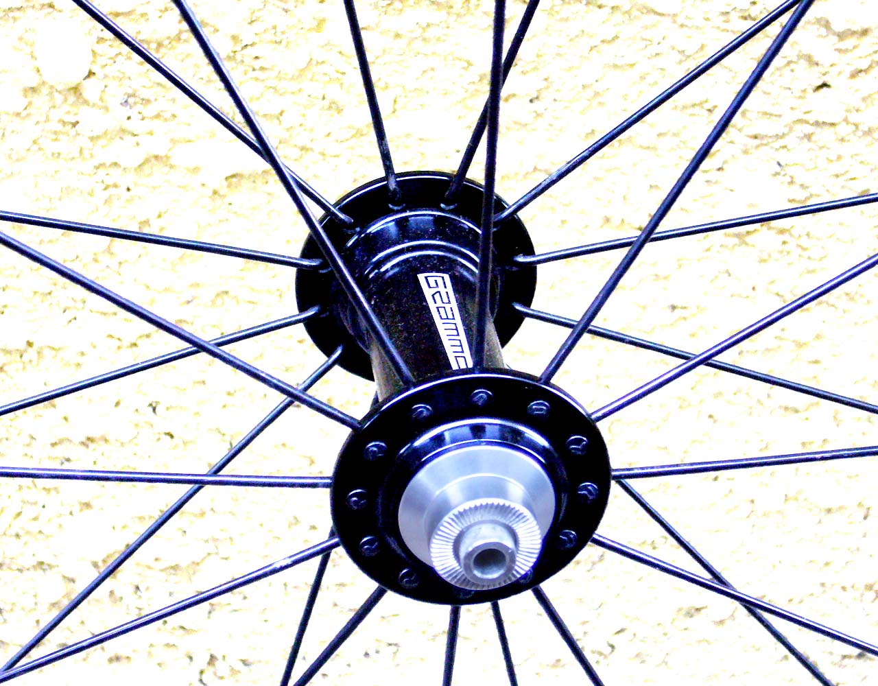 Front Hub of Grammo Tubolari CX Tubular Cyclocross Wheelset