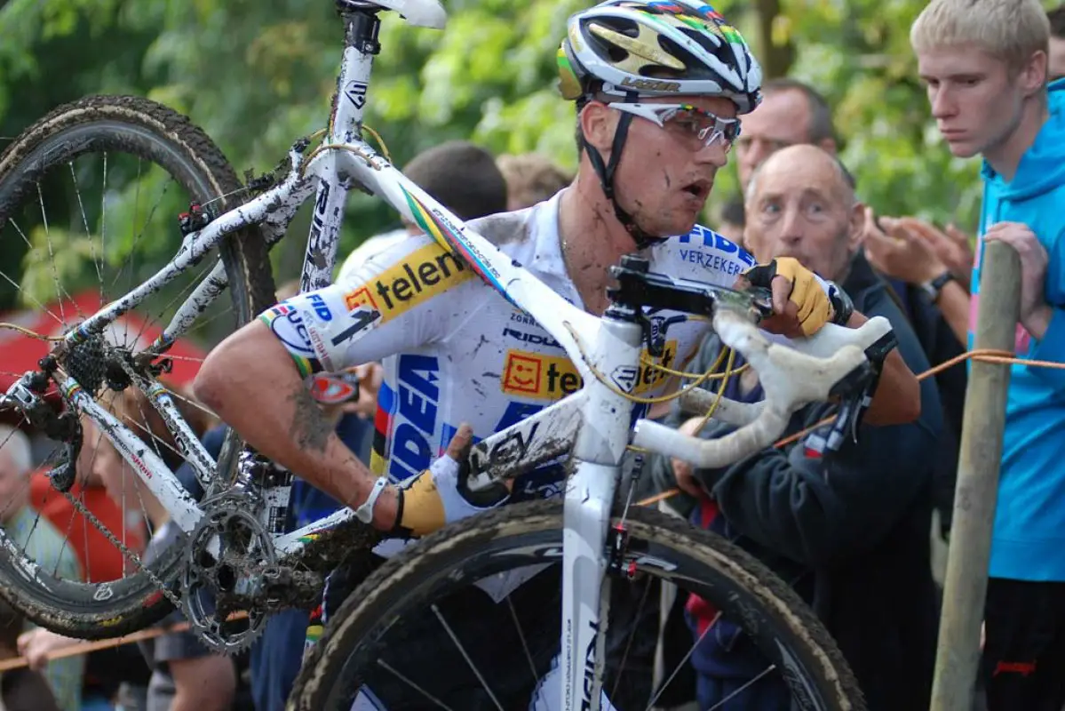 Stybar is already doing the jersey proud. © Bart Hazen