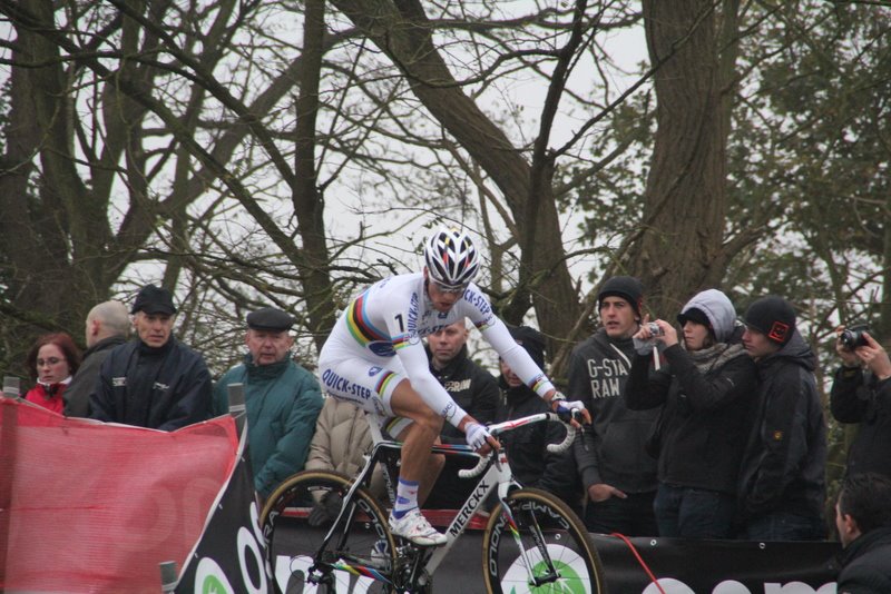 Stybar on his way to victory. ©Lydia van de Meerssche