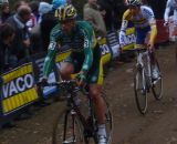 Tom Meeusen chasing his idol, Sven Nys. ©Geert van den Bossche