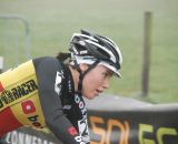 Sanne Cant focuses. ©Peter Schepens