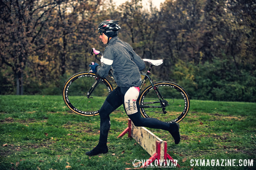 The perfect barrier at Harbin Park Cyclocross Clinic © VeloVivid