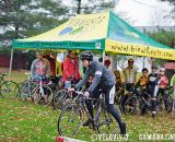Powers shows off while riders stay dry at the Harbin Park Cyclocross Clinic © VeloVivid