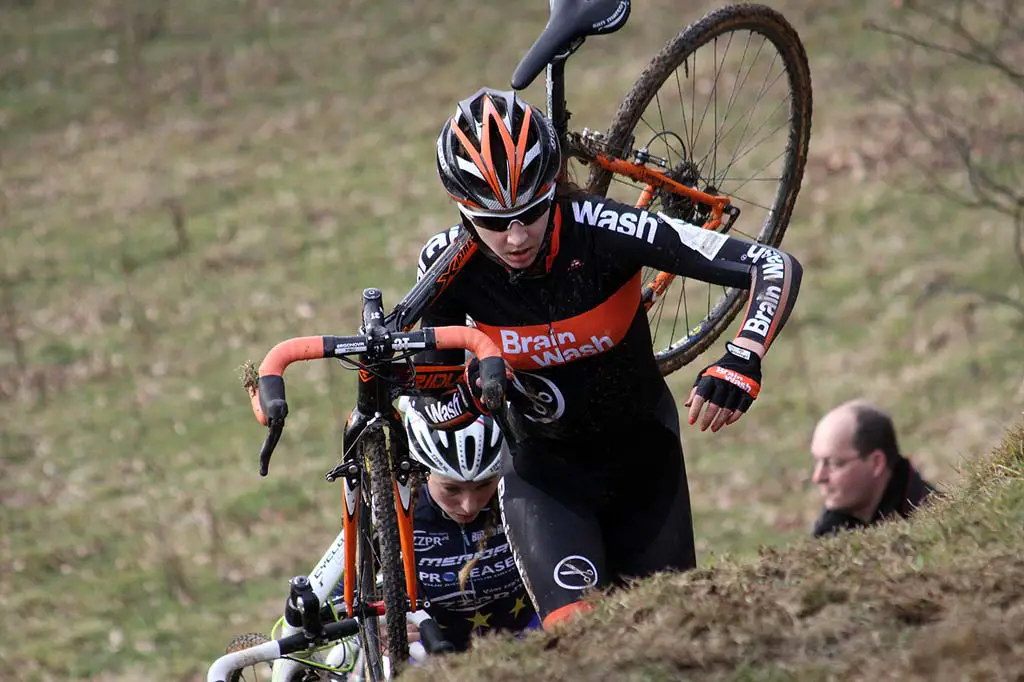 Sabrina Stultiens runs to fifth in Heerlen. © Bart Hazen